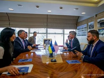 Аваков встретился с поверенным в делах США в Украине Тейлором
