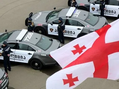 У Грузії відсторонили 10 поліцейських за перевищення повноважень під час розгону акції