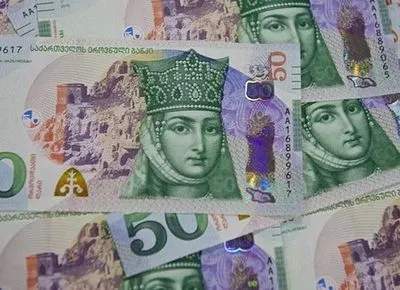Курс грузинської валюти різко впав