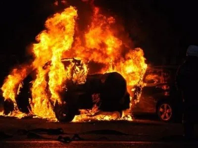 В Харькове сожгли авто участковому полицейскому