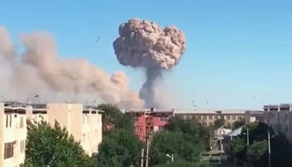 Вибухи на складах у Казахстані: осередки пожежі ліквідовані