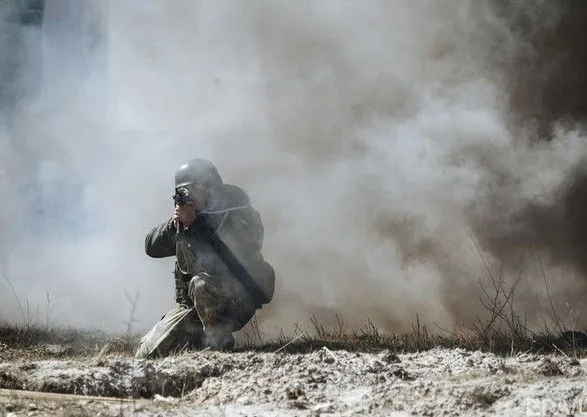 На Донбассе до обеда уже 12 вражеских обстрелов, ранен военный