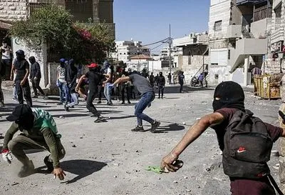 Около 80 палестинцев пострадали в столкновениях с силовиками в Восточном Иерусалиме