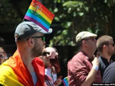 Около тысячи человек вышли на первый в Северной Македонии ЛГБТ марш
