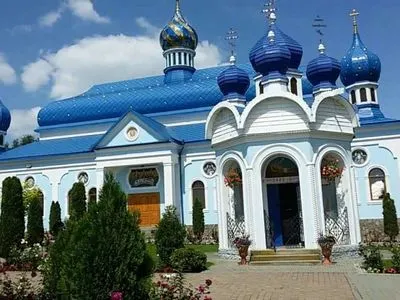 У Чернівецькій області чоловік скоїв самогубство в монастирі