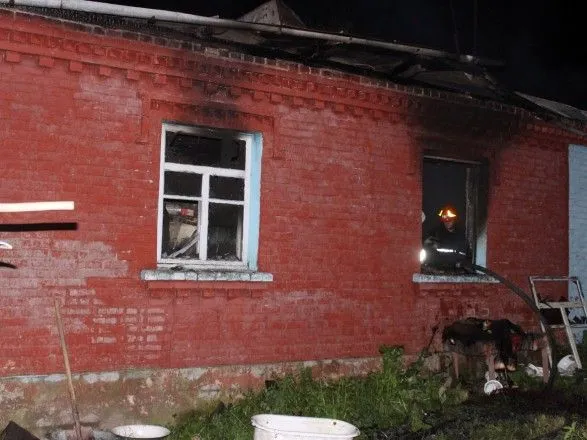 Пожар в Хмельницкой области унес жизнь мальчика 3-х лет, еще один ребенок и их бабушка - в больнице