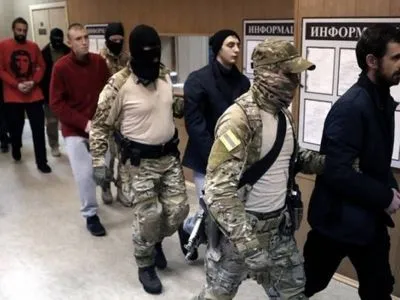 В России выдвинули окончательное обвинение 18 из 24 украинских моряков