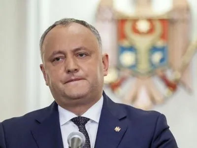 Додон заподозрил демократов в выводе средств из Молдовы