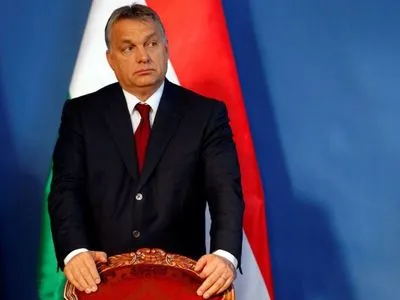 Влада Угорщини бере під контроль наукові інститути