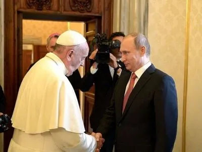 Путін подарував Папі Римському диск із фільмом "Гріх"