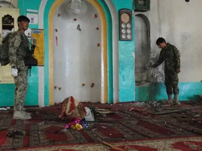 В Афганистане более 20 человек пострадали в результате взрыва в мечети