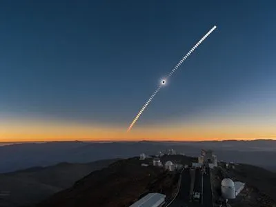 NASA показало весь путь солнечного затмения