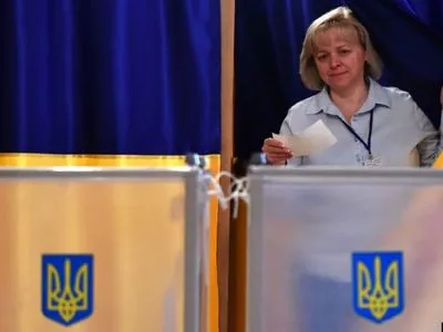 Более 1 тыс. крымчан изменили место голосования на парламентских выборах в Украине