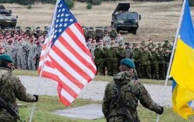 США розглядає запит України про військове обладнання - Тейлор