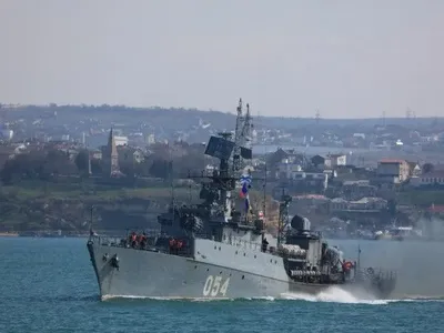 В Азовское море вошло судно ВМФ РФ "Ейск"