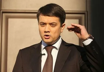 Разумков рассказал, что будет говорить на русском, пока продолжается оккупация Донбасса и аннексия Крыма