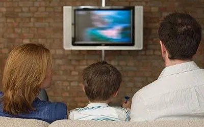 Супрун рассказала об опасности длительного просмотра телевизора