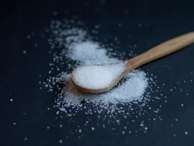 Экспорт сахара из Украины сократился почти вдвое