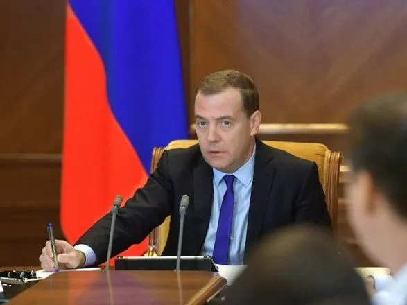Медведев: вернуться к обсуждению газовых вопросов с Украиной можно после выборов
