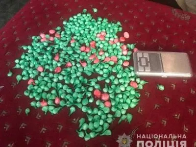 В Киеве изъяли метадон на сумму свыше 800 тысяч грн