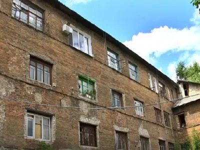Из-за разрушения дома в Лисичанске открыли уголовное производство
