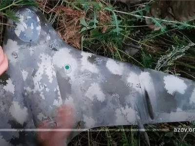 Бойцы полка "Азов" перехватили российский беспилотник