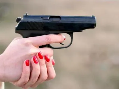 В 15-летнюю девушку в Сумах стреляли из-за раздела имущества - прокуратура