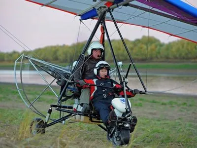 В России разбился учивший Путина летать со стерхами пилот