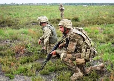 С начала суток позиции ВСУ на Донбассе обстреляли 8 раз