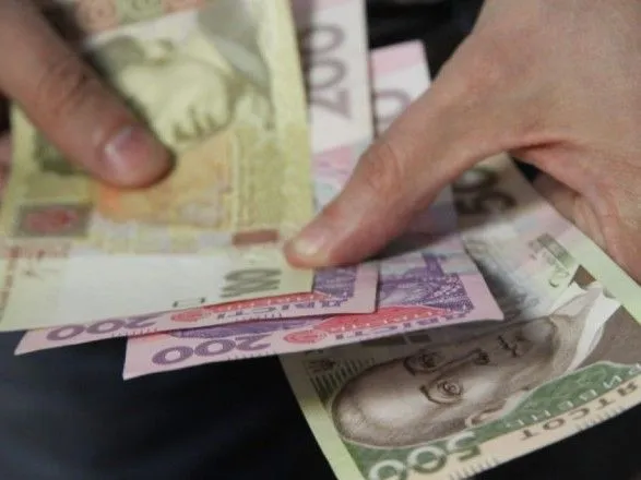 В Полтавской области у пенсионерки из сумки украли 30 тыс. грн