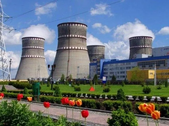 Енергосистема України далі працює без п'яти атомних блоків