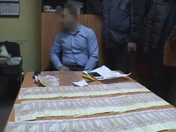 Сотрудников Днепропетровской таможни осудили за взяточничество
