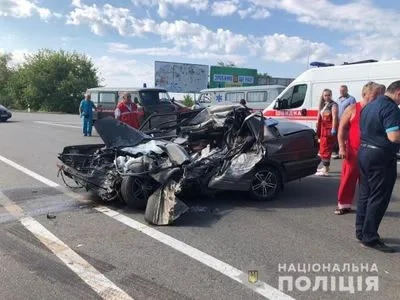 В Одесской области столкнулись легковое авто и грузовик, погибли четыре человека