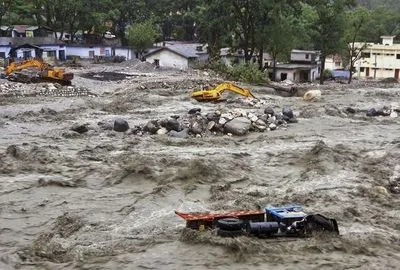 В Индии из-за наводнения погибли почти 150 человек