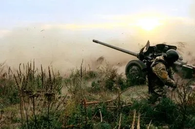 ООС: боевики семь раз обстреляли украинские позиции, есть раненый