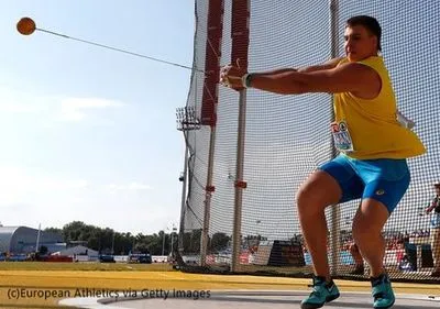 Украинский метатель молота с рекордом победил на юниорском ЧЕ