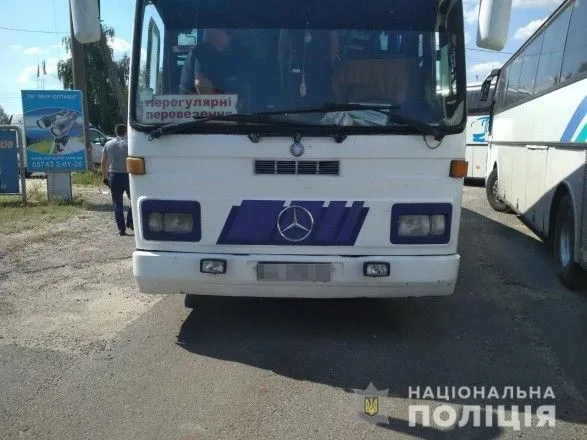На Харківщину прибули 6 автобусів, поліція перевіряє ціль візиту
