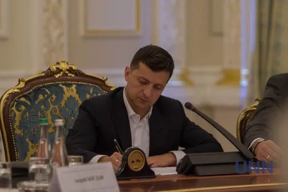 Зеленський дав президентські стипендії паралімпійцям і дефлімпійцям