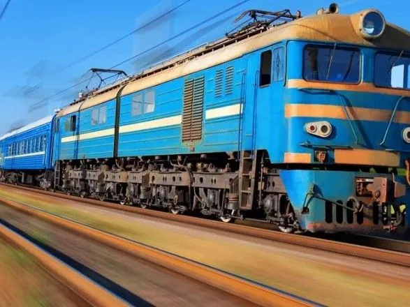 В Черниговской области женщину насмерть сбил поезд