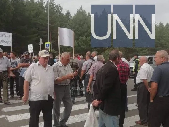 На Львівщині працівники ТЕЦ перекрили міжнародну трасу