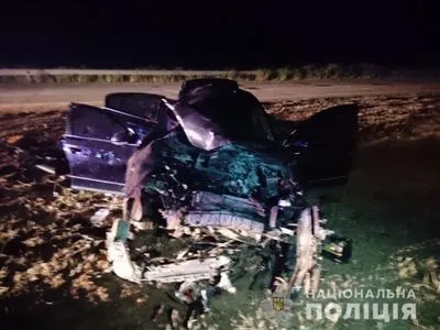 На Харківщині перекинувся легковик, постраждали чотири людини