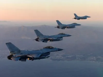 ВВС Південної Кореї зробили 360 попереджувальних пострілів в бік російського літака
