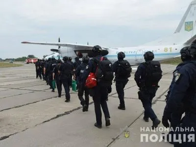 Скандальный округ в Донецкой области: прибыл новый отряд спецподразделения