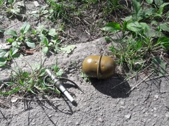 В Киевской области мужчина хотел взорвать гранату на центральной площади города