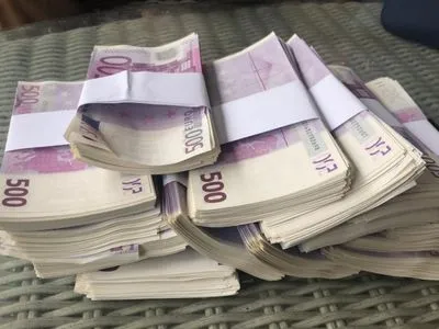 У Києві спіймали групу фальшивомонетників із підробленим мільйоном євро