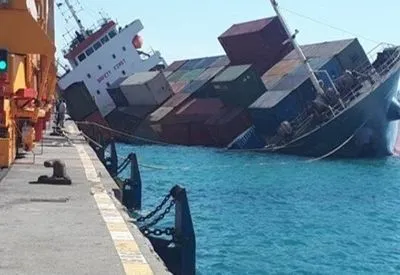 В Азербайджані зазнало аварії вантажне судно Ірану