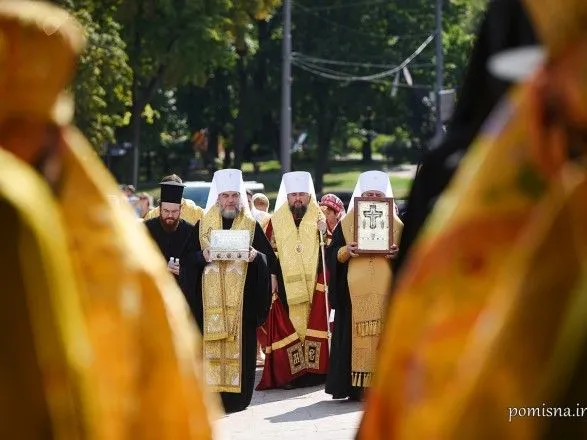 Крещение Руси: в Украину привезли мощи святого апостола Андрея Первозванного