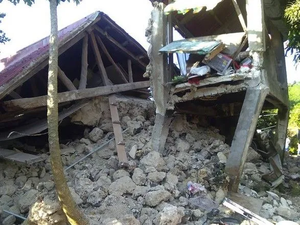 Серия землетрясений на Филиппинах: число жертв возросло до 8
