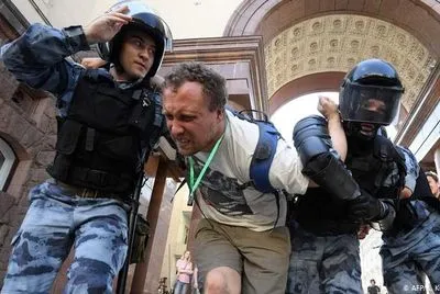 Суди Москви заарештували за день щонайменше 40 осіб, затриманих на акції 27 липня - ОВД-Инфо