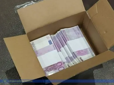 В Киеве задержали дончан за сбыт фальшивой валюты